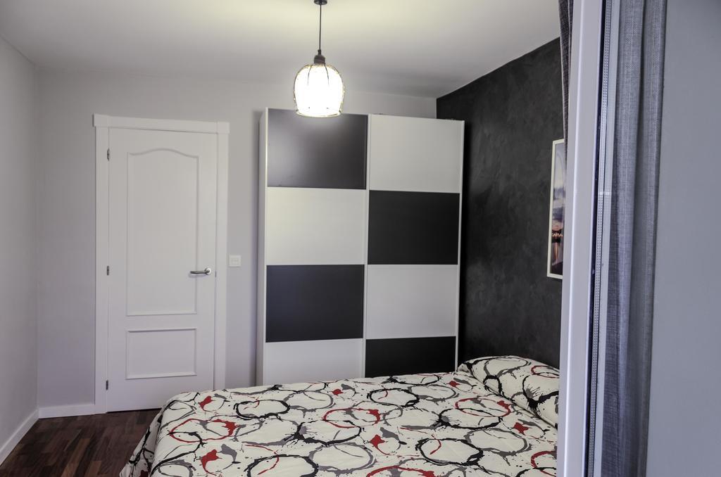 Apartamento Los Colonia Burgos Bagian luar foto